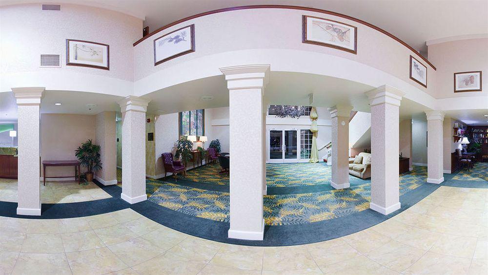 Holiday Inn Auburn By Ihg Bagian luar foto