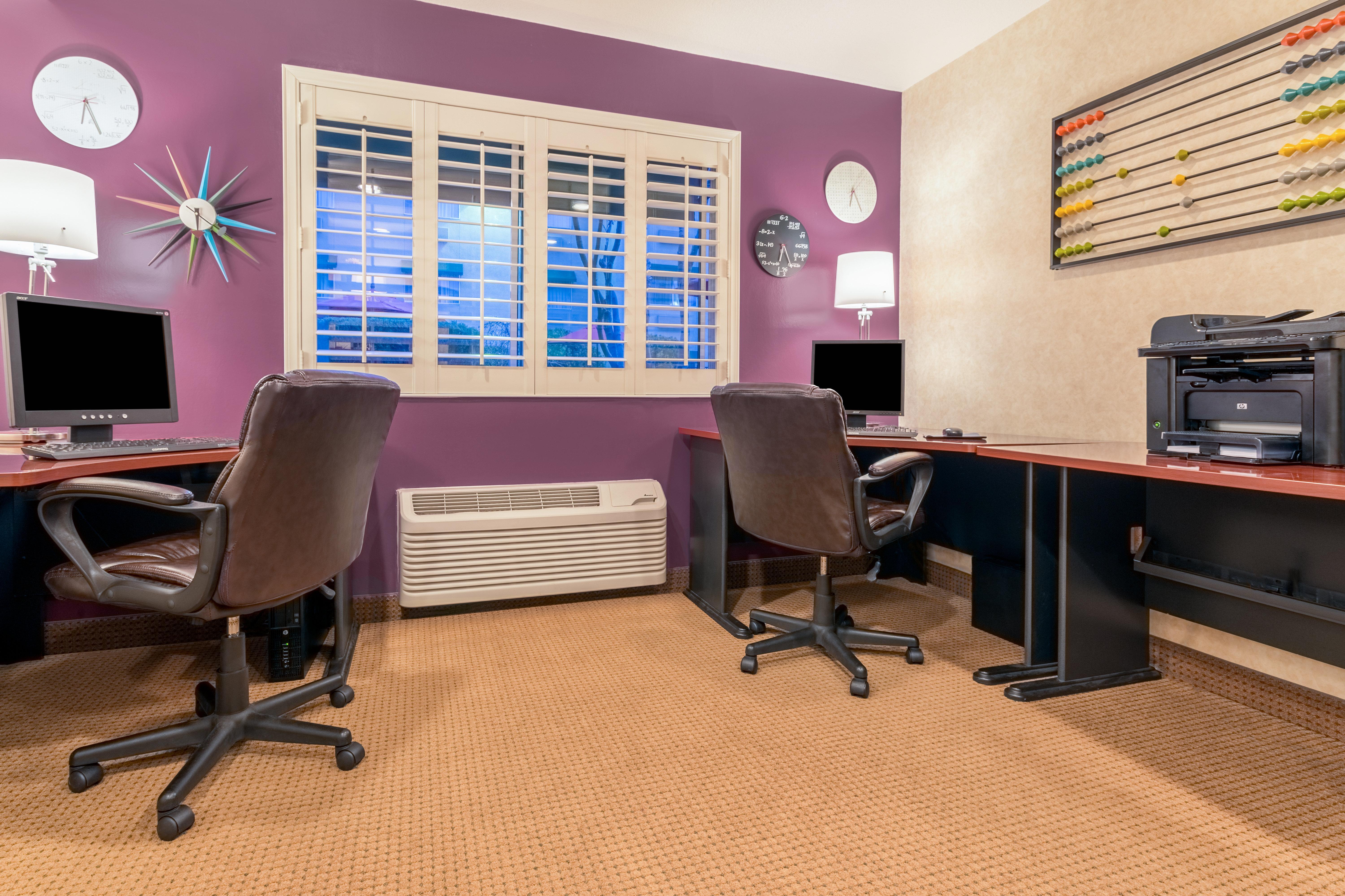Holiday Inn Auburn By Ihg Bagian luar foto